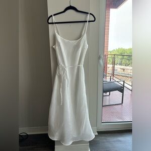Lulu’s white slip dress